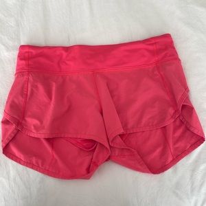 Lululemon shorts 2.5 in
